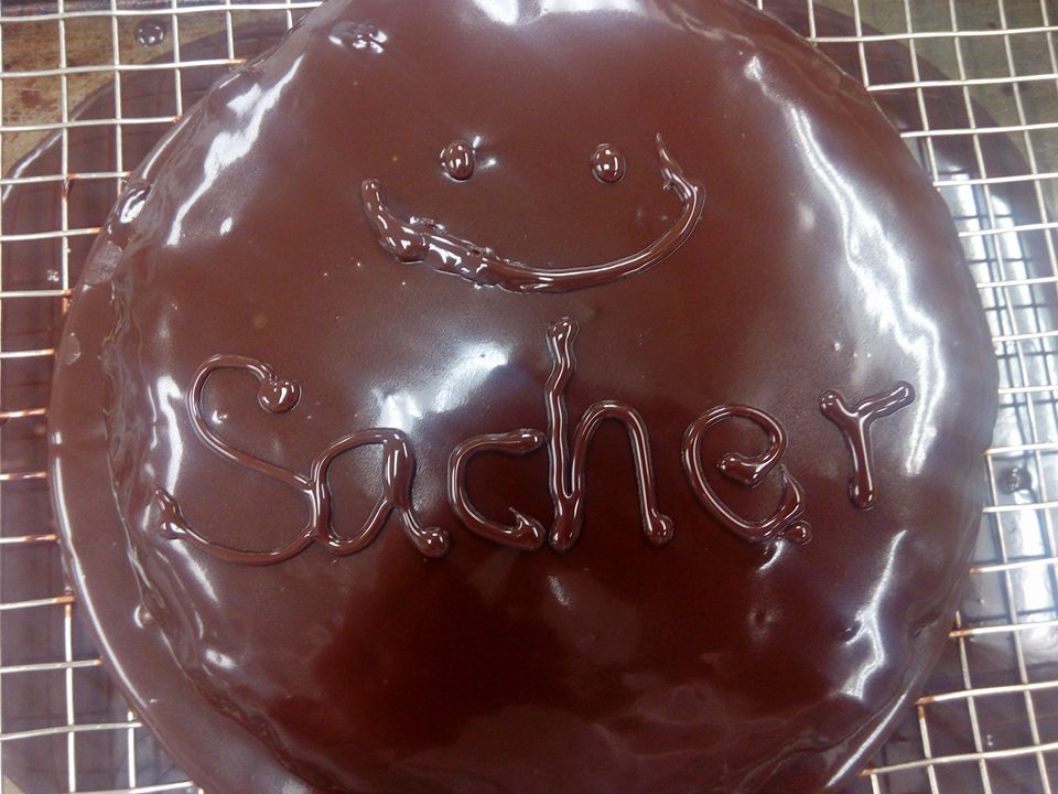 DIY Sacher Tort